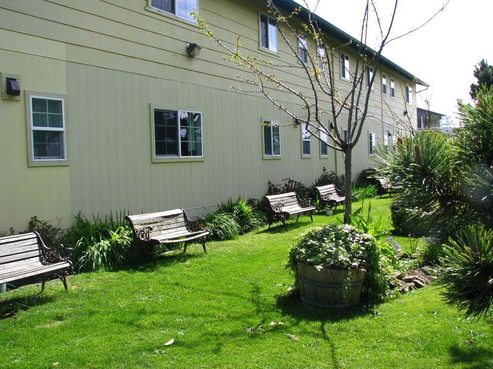 Pacific City Inn Εξωτερικό φωτογραφία