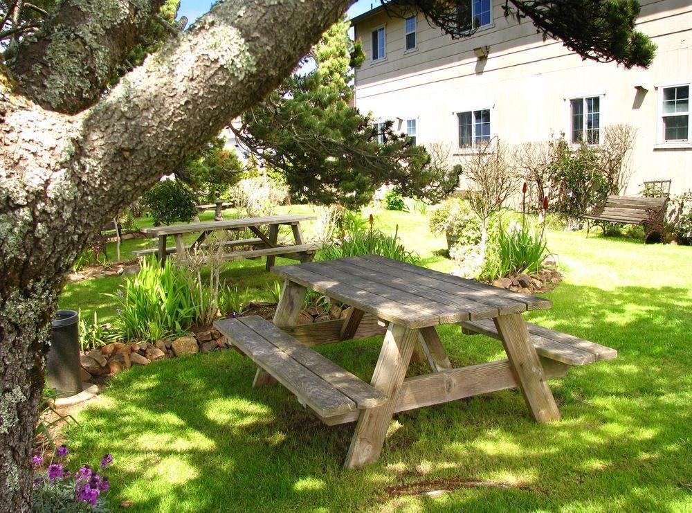 Pacific City Inn Εξωτερικό φωτογραφία