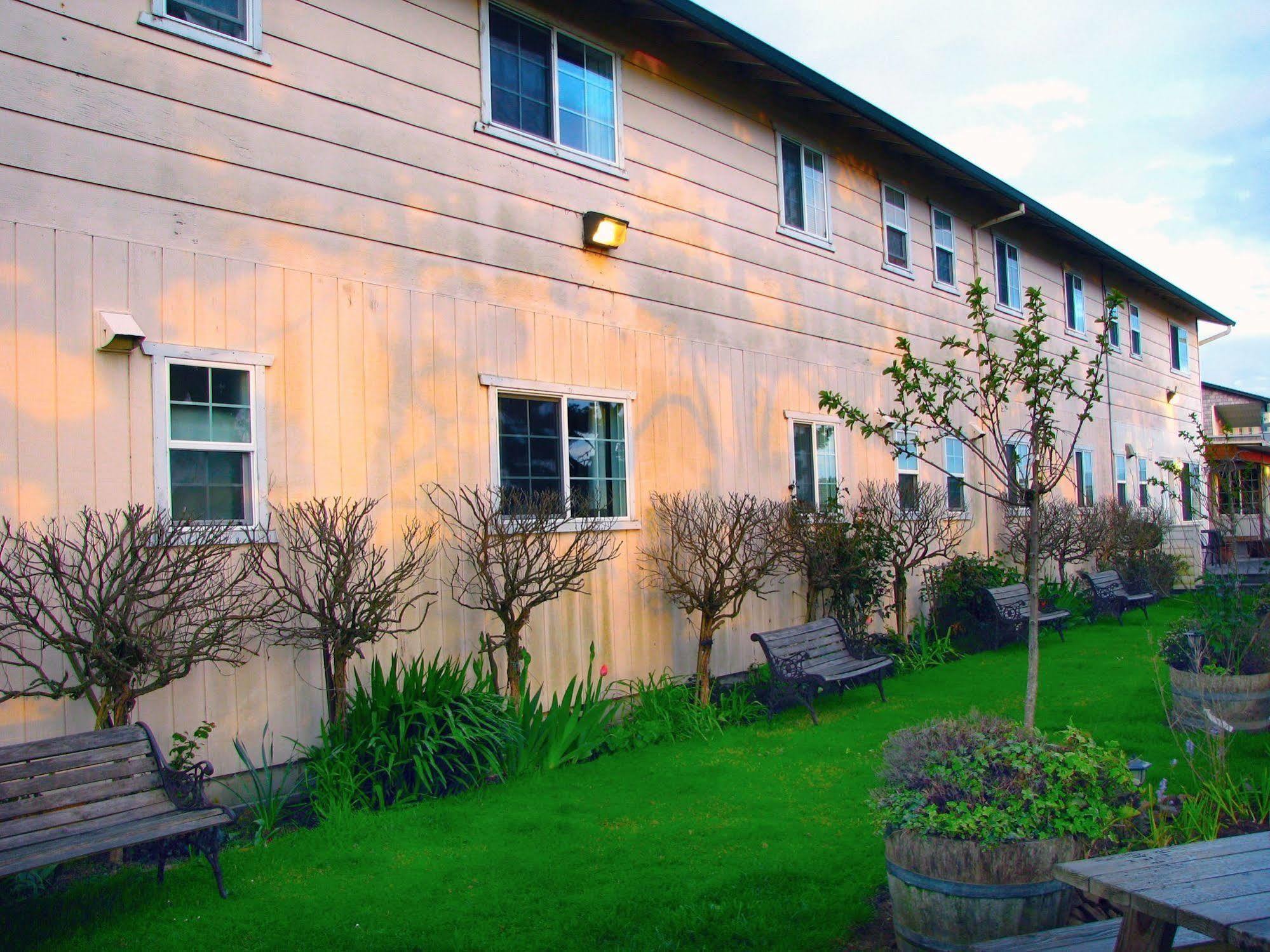 Pacific City Inn Εξωτερικό φωτογραφία