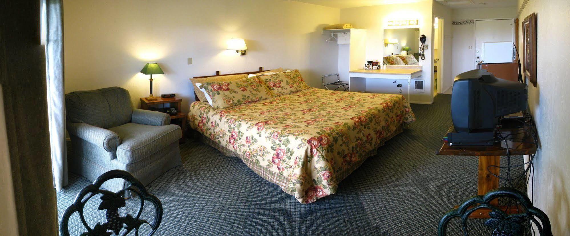 Pacific City Inn Εξωτερικό φωτογραφία