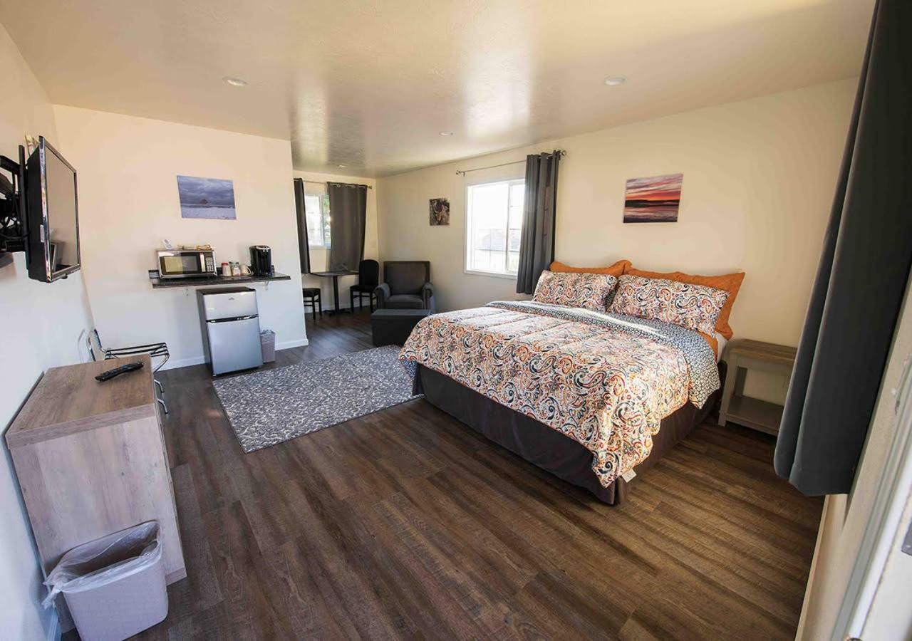 Pacific City Inn Εξωτερικό φωτογραφία
