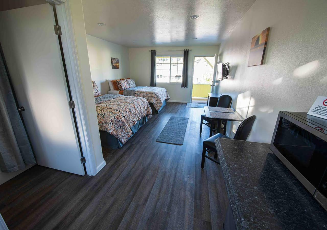 Pacific City Inn Εξωτερικό φωτογραφία