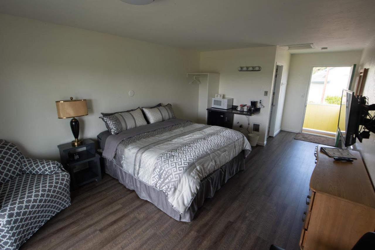 Pacific City Inn Εξωτερικό φωτογραφία